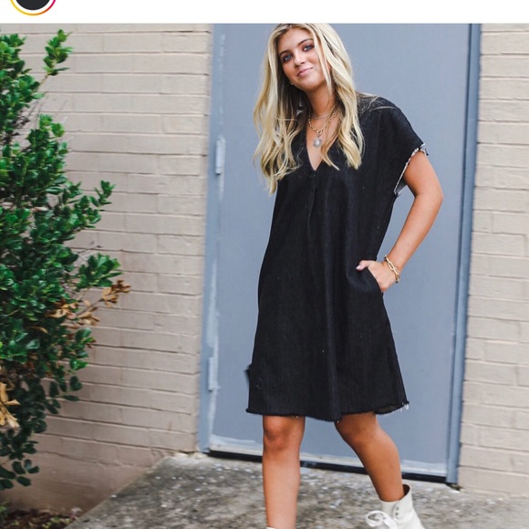 Jag Jewel black denim dress with pockets; One Size - Picture 1 of 7